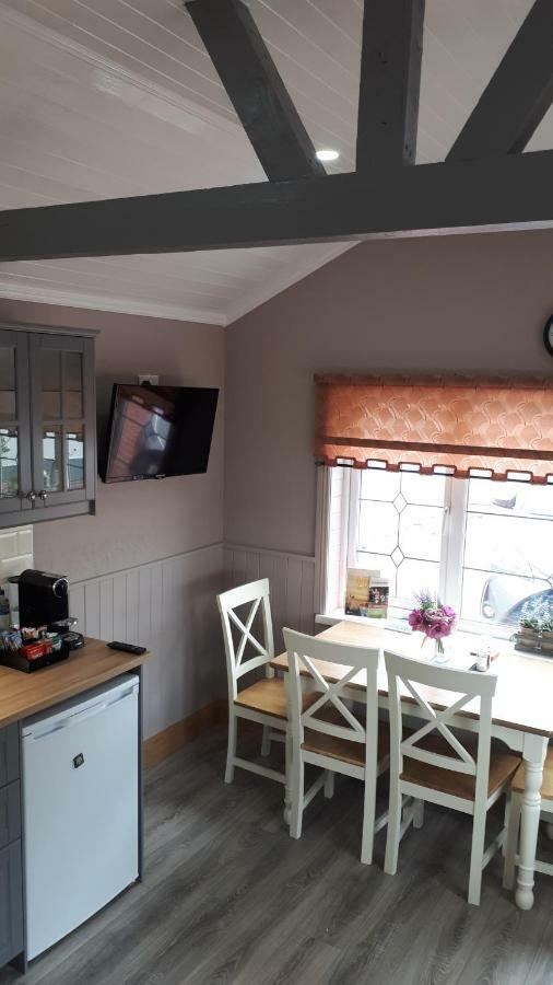 Apartament Suzies Self Catering Belmont Belmont  Zewnętrze zdjęcie