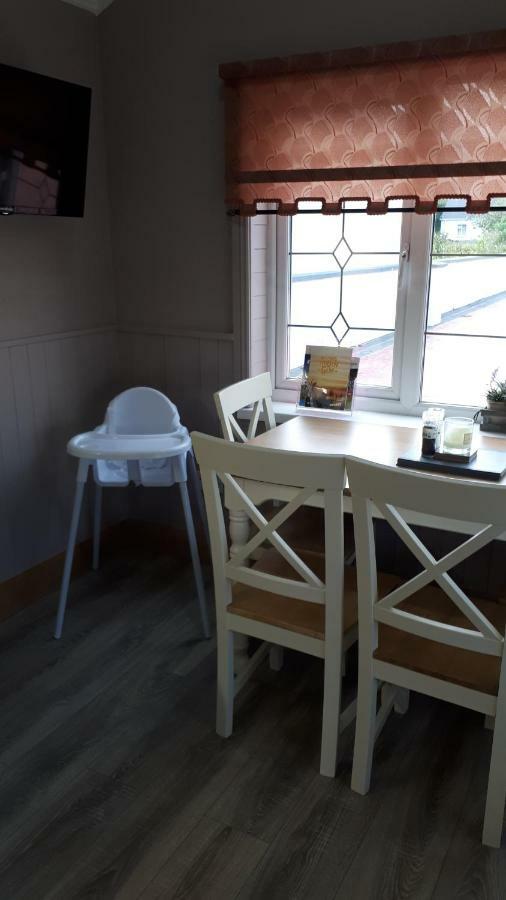Apartament Suzies Self Catering Belmont Belmont  Zewnętrze zdjęcie